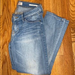 GUESS CROP MID JEANS